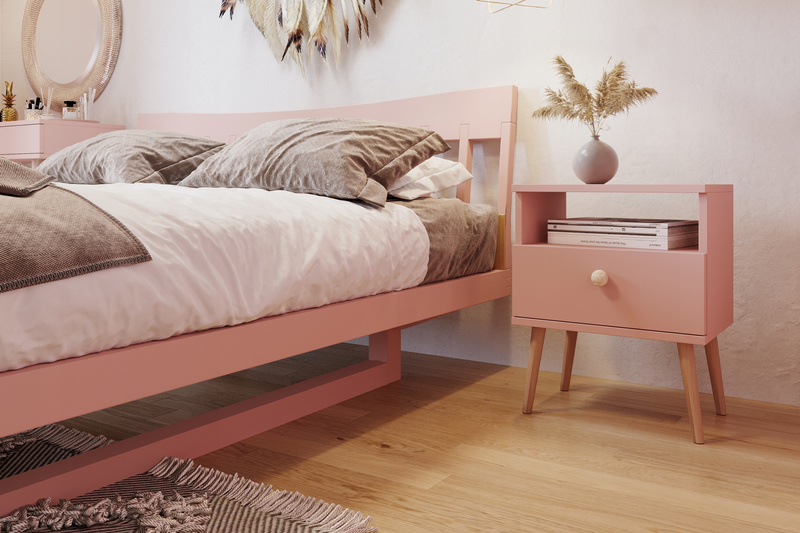 Stolik nocny BOHO z szufladą, drewniane nogi RÓŻ